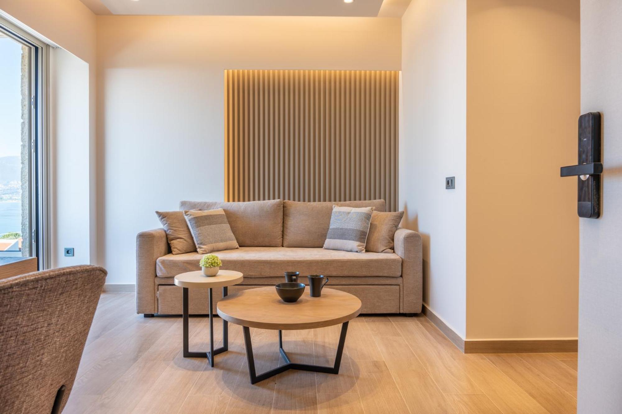 Esthisea Suites Каламата Экстерьер фото