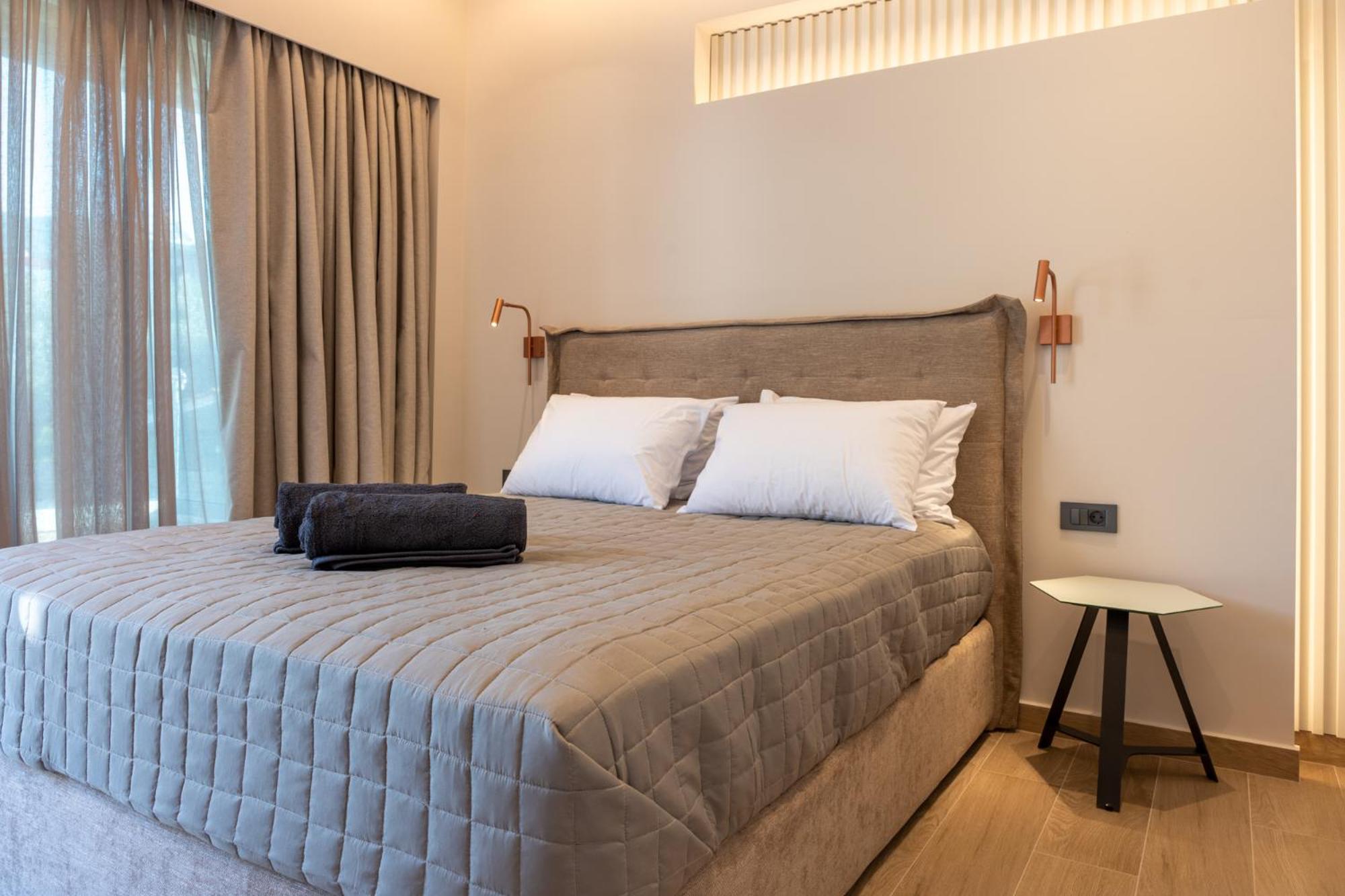 Esthisea Suites Каламата Экстерьер фото